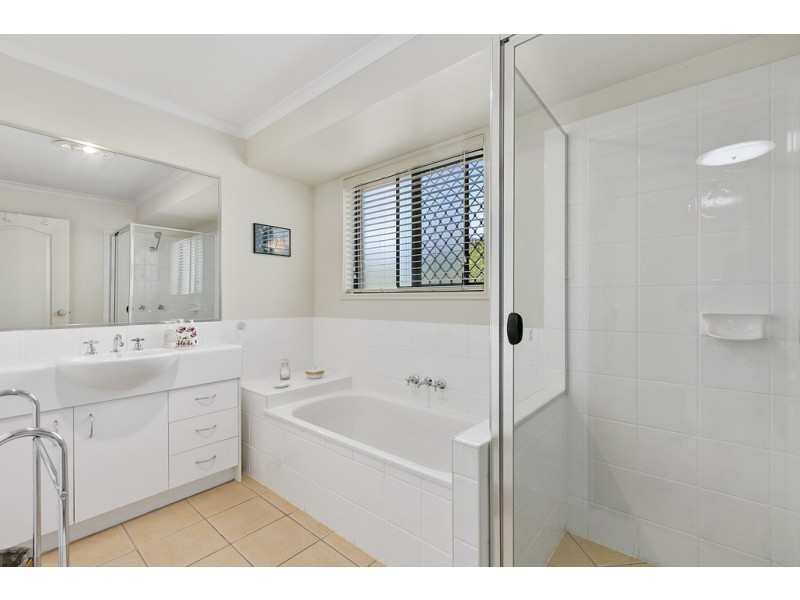 25 Elandra Terrace, Pomona QLD 4568