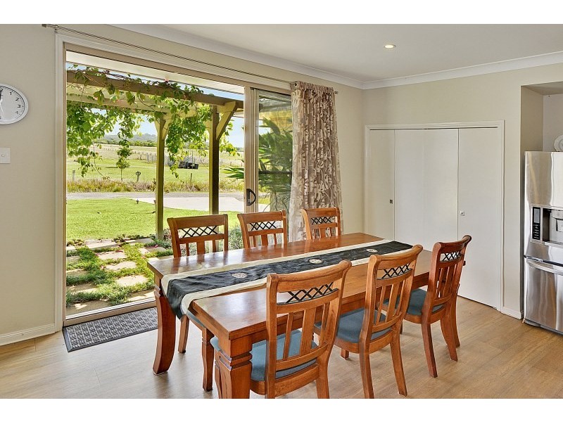 33 Rickard Road, Yandina Creek QLD 4561