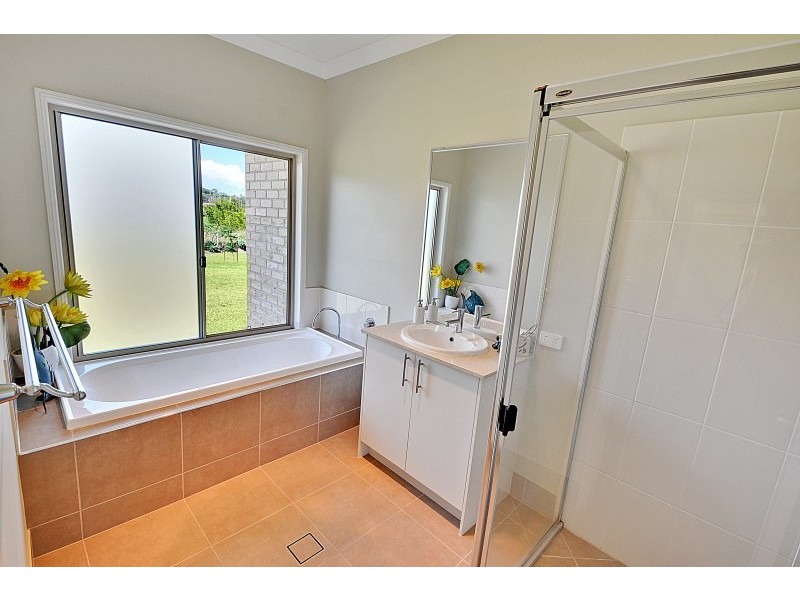 33 Rickard Road, Yandina Creek QLD 4561