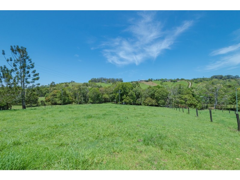 304 Cooroy Belli Creek Road, Cooroy QLD 4563