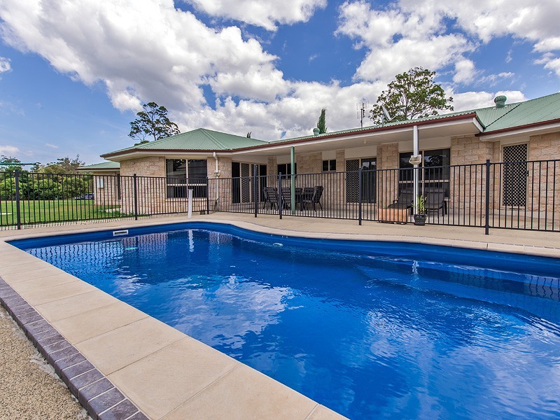 4 Allira Court, Pomona QLD 4568