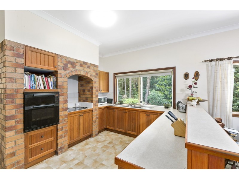 151 Dath Henderson Road, Tinbeerwah QLD 4563