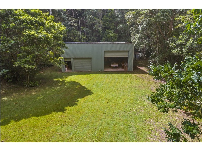 151 Dath Henderson Road, Tinbeerwah QLD 4563