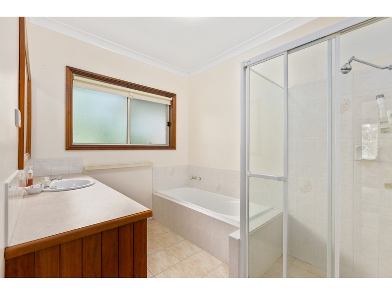 151 Dath Henderson Road, Tinbeerwah QLD 4563