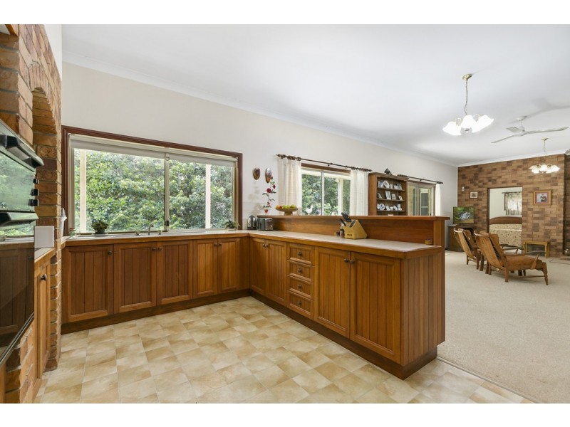 151 Dath Henderson Road, Tinbeerwah QLD 4563