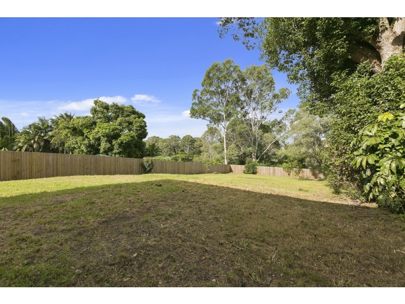 16 Henry Street, Cooran QLD 4569
