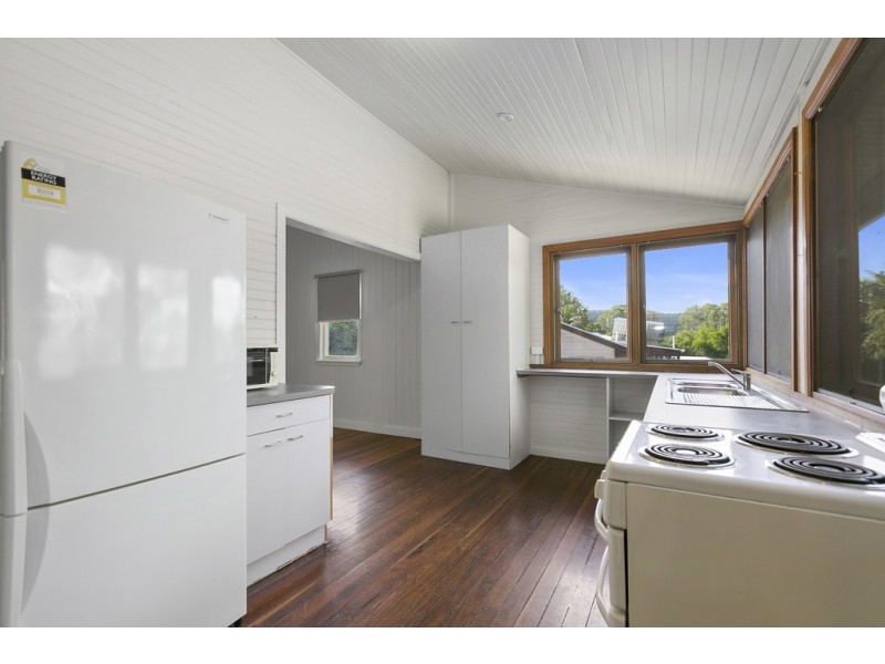 16 Henry Street, Cooran QLD 4569