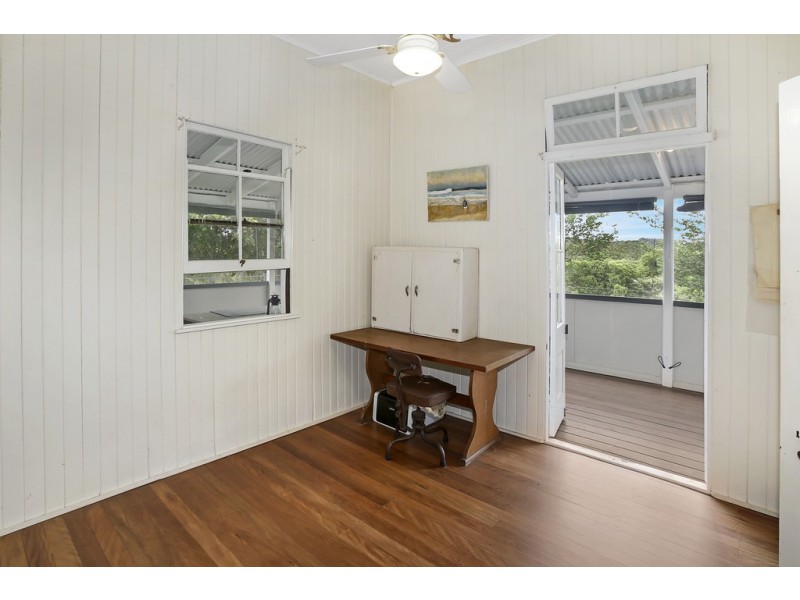 8 Pavilion St, Pomona QLD 4568