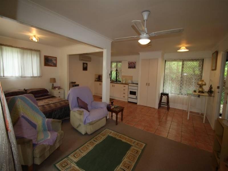 87 Pioneer Road, Pomona QLD 4568