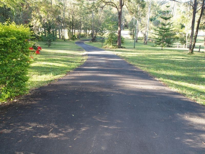 87 Pioneer Road, Pomona QLD 4568