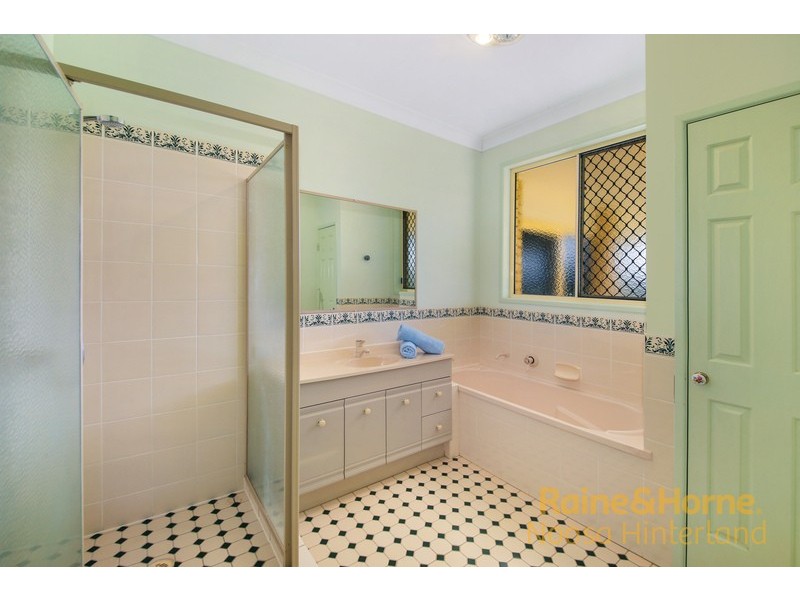 32 Hoskins Road, Tandur QLD 4570