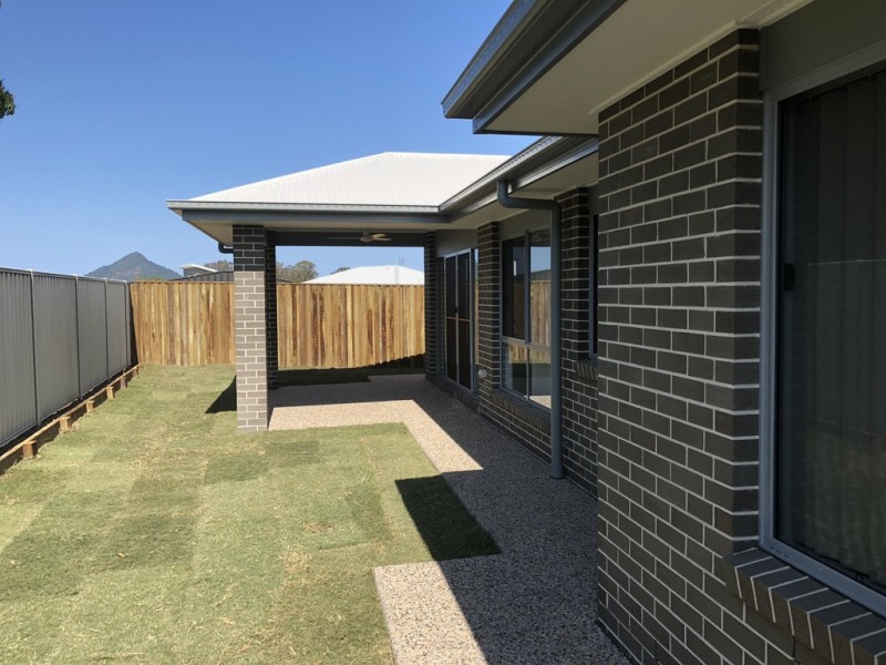 27 PINE STREET, Cooroy QLD 4563