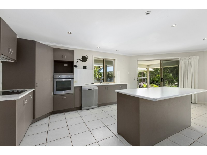 6 Crab Apple Court, Black Mountain QLD 4563