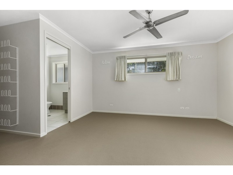 6 Crab Apple Court, Black Mountain QLD 4563