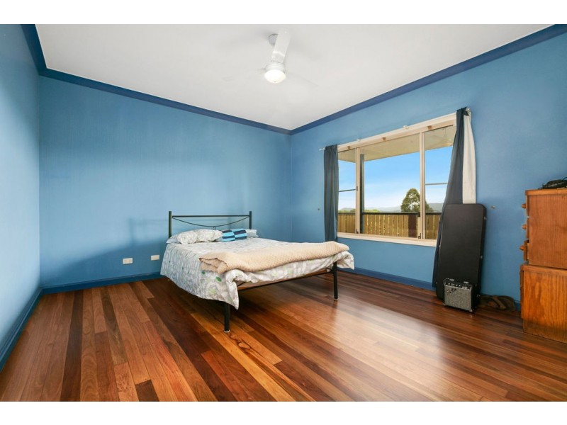 260 Coles Creek Road, Cooran QLD 4569