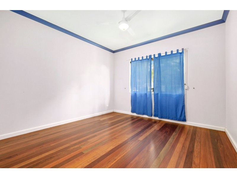 260 Coles Creek Road, Cooran QLD 4569