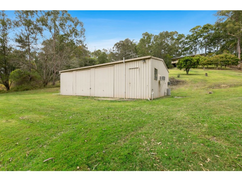 260 Coles Creek Road, Cooran QLD 4569