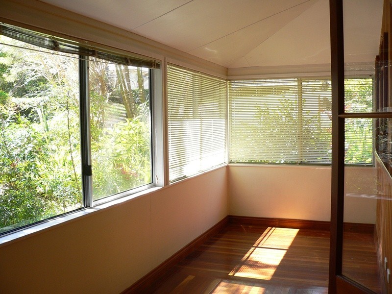12 Pine Street, Pomona QLD 4568