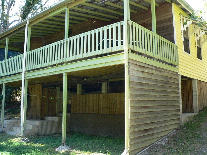 12 Pine Street, Pomona QLD 4568