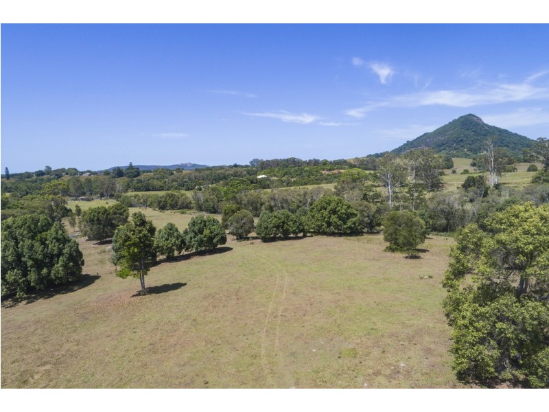 180 Cooroy Mountain Road, Cooroy QLD 4563