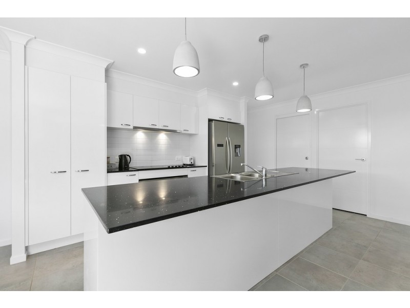 11 Arthur Court, Cooroy QLD 4563