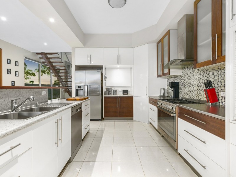 2 Leatherwood Lane, Black Mountain QLD 4563