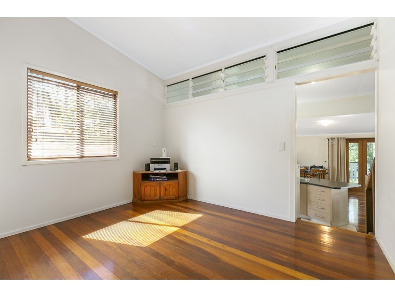 12 Mary Street, Cooran QLD 4569