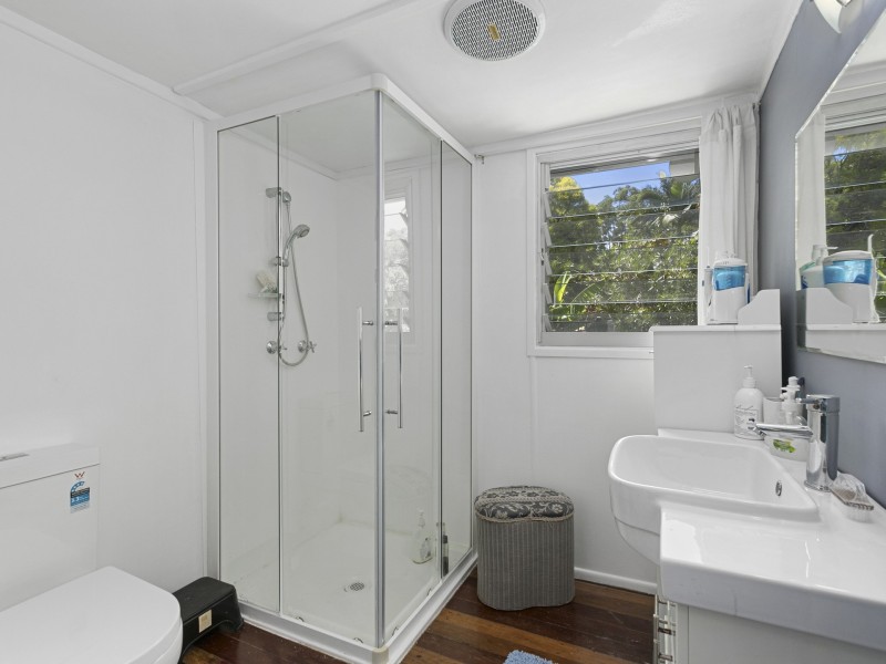 17 Mountain Street, Pomona QLD 4568