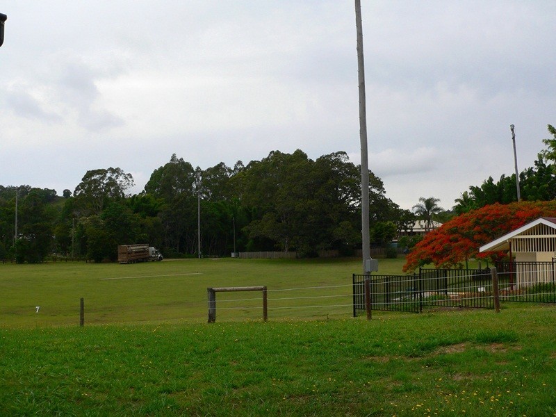 8 Overton Way, Kin Kin QLD 4571