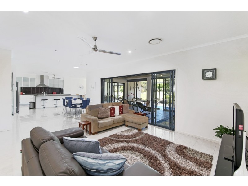 48 Orana Avenue, Pomona QLD 4568