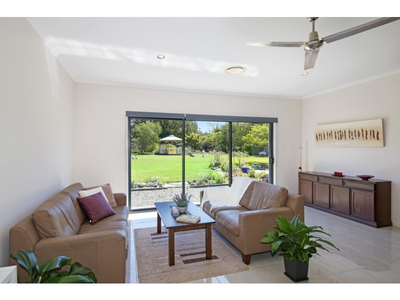 48 Orana Avenue, Pomona QLD 4568