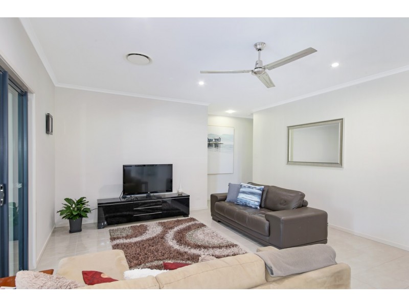 48 Orana Avenue, Pomona QLD 4568