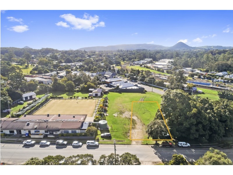 12 School Street, Pomona QLD 4568
