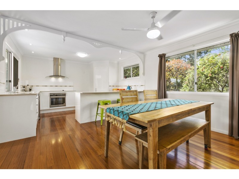 8 Exhibition Street, Pomona QLD 4568