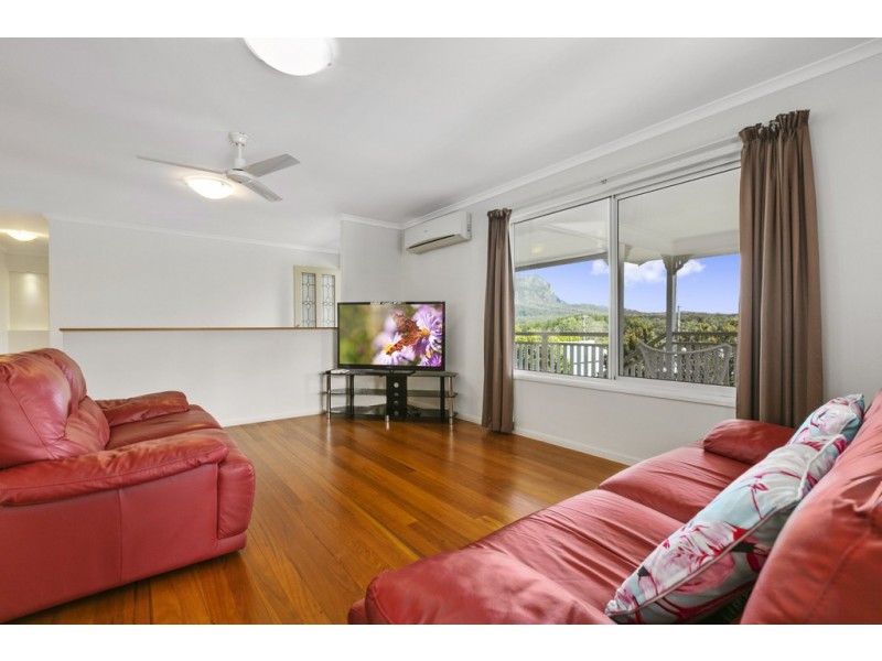 8 Exhibition Street, Pomona QLD 4568