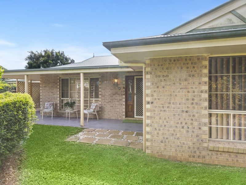 5 Meridan Court, Pomona QLD 4568