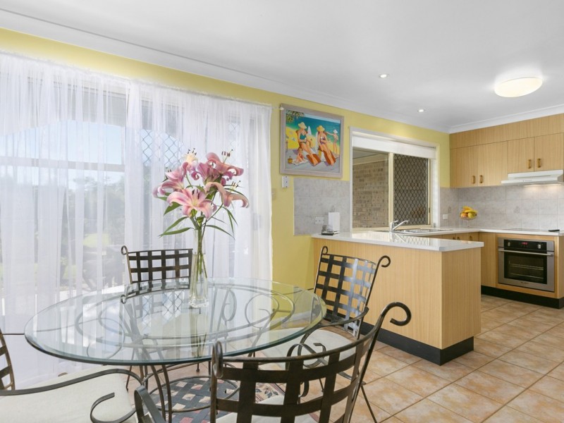 5 Meridan Court, Pomona QLD 4568