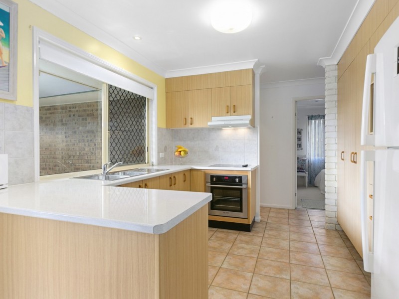 5 Meridan Court, Pomona QLD 4568