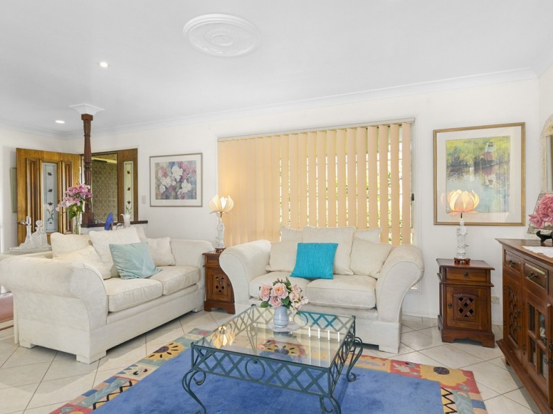 5 Meridan Court, Pomona QLD 4568