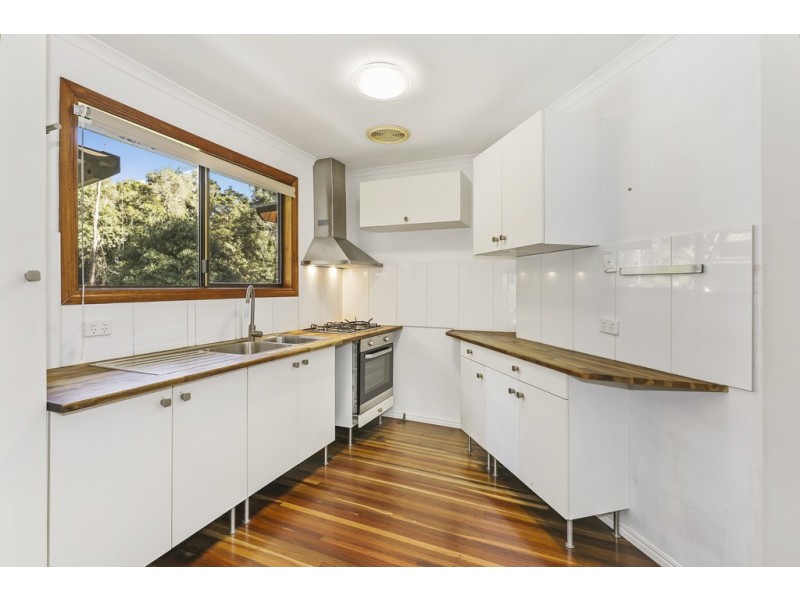 43 Forest Acres Drive, Lake Macdonald QLD 4563