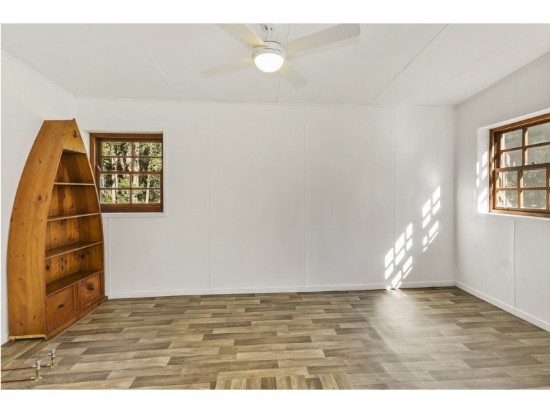 43 Forest Acres Drive, Lake Macdonald QLD 4563