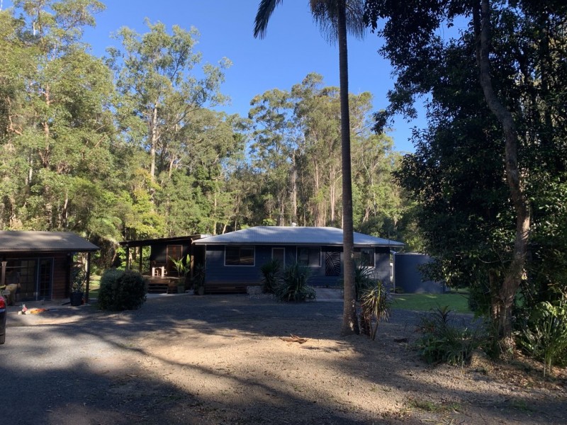 43 Forest Acres Drive, Lake Macdonald QLD 4563