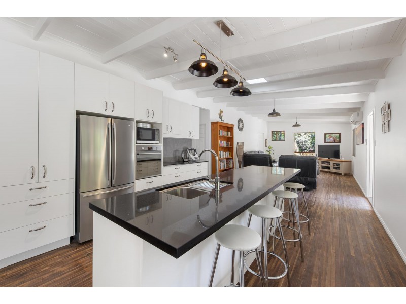 58 Pioneer Road, Pomona QLD 4568