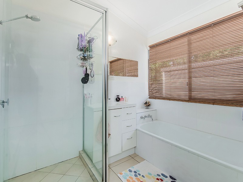 2 Sandy Street, Pomona QLD 4568