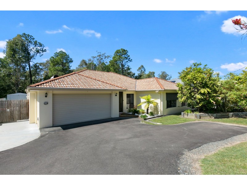 62 Elm Street, Cooroy QLD 4563