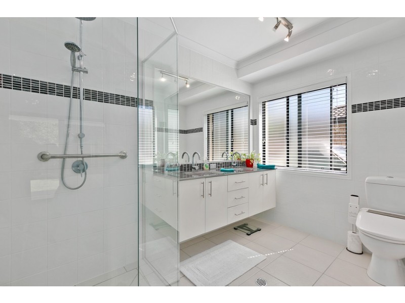 62 Elm Street, Cooroy QLD 4563