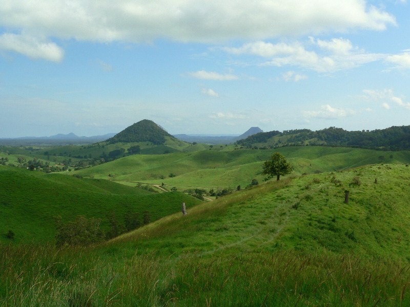 405 Upper Pinbarren Creek Road, Pomona QLD 4568