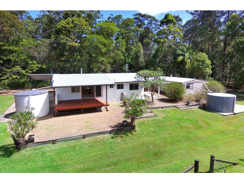 587 Lake Macdonald Drive, Lake Macdonald QLD 4563