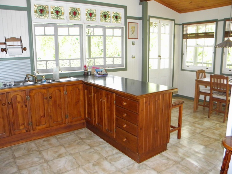 253 Uhlmanns Road, Pomona QLD 4568