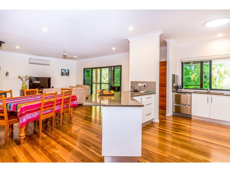 43 Pomona Connection Road, Pomona QLD 4568